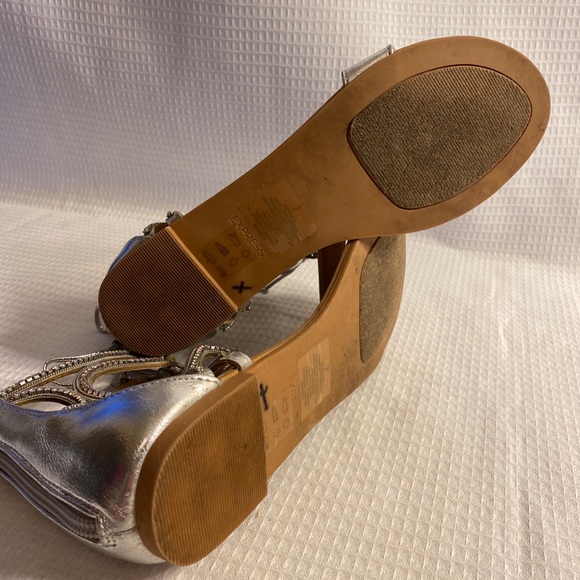 EUCβ¨ Womenβs Silver Express Sandals - Picture 4 of 4
